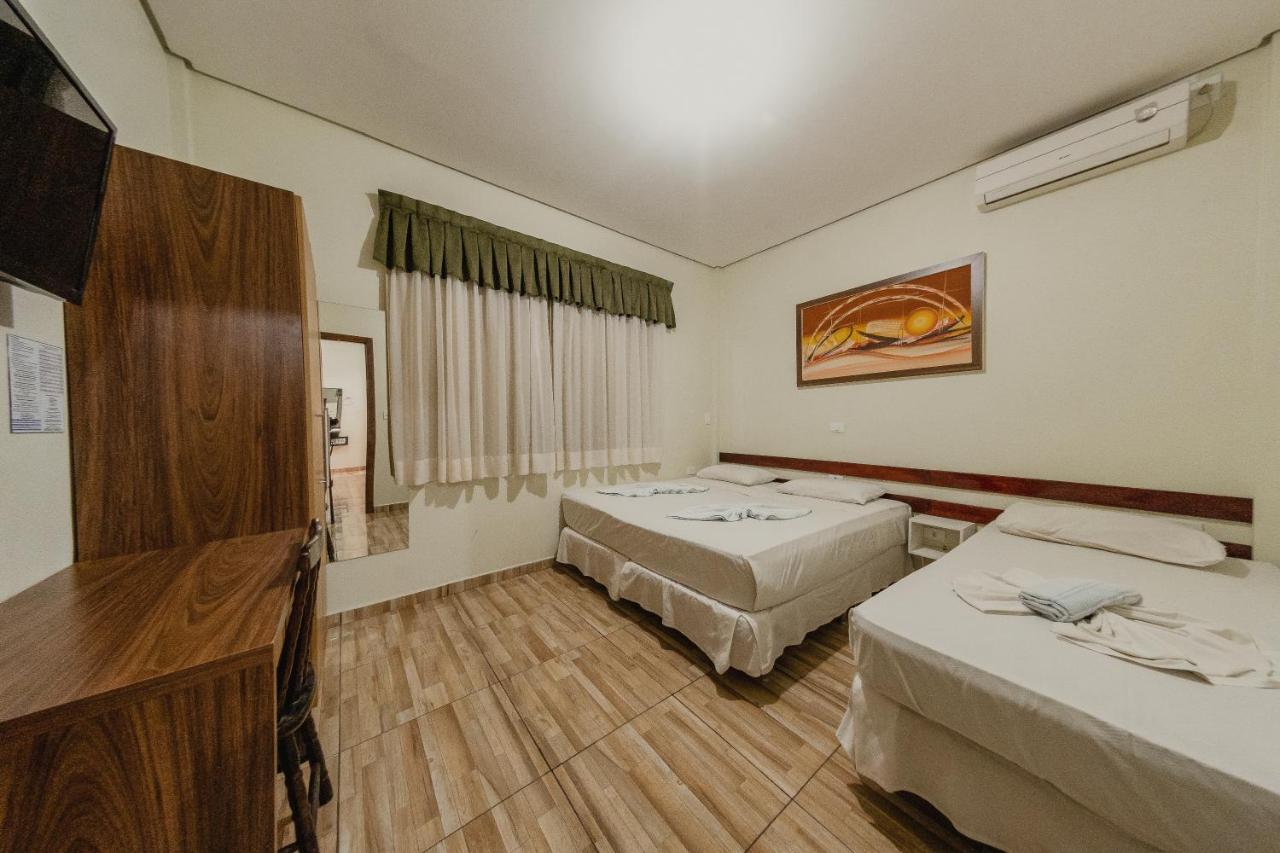 Quarto Familiar standard  (Bloco 02),1371920393:JPEG