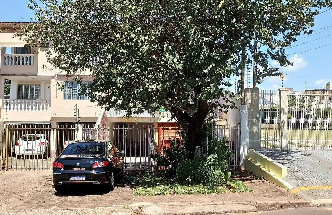 Suíte com Sacada, Café, Cozinha e Pet Friendly-1